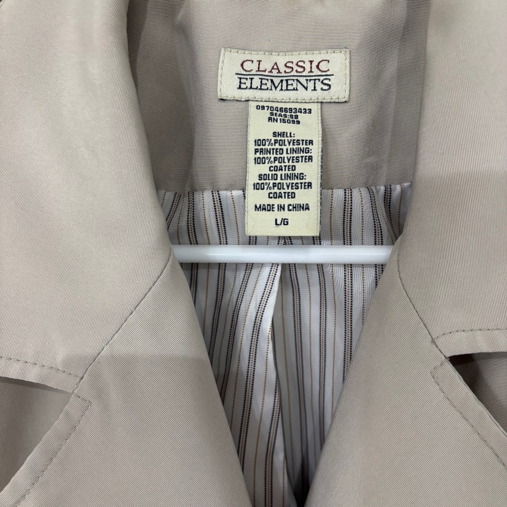 Classic Elements Woman’s Mid Length Button Belted… - image 2